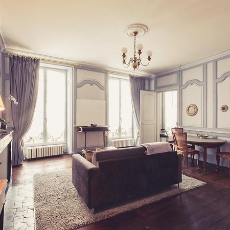 La Maison De La Liberte Suite Jeanne Barret Πουατιέ Εξωτερικό φωτογραφία