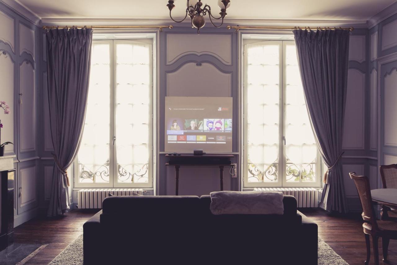 La Maison De La Liberte Suite Jeanne Barret Πουατιέ Εξωτερικό φωτογραφία