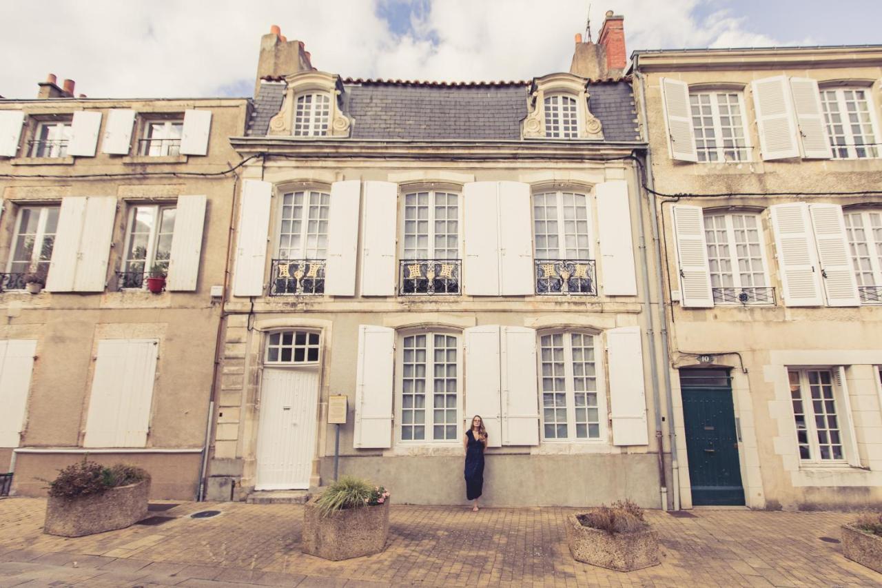 La Maison De La Liberte Suite Jeanne Barret Πουατιέ Εξωτερικό φωτογραφία
